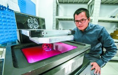 玩轉3D打?。耗懵犝f過“水”中激光打印技術嗎？
