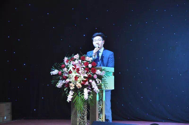 凝聚夢想•同心同行 — 華俄激光2018春節(jié)聯歡晚會圓滿結束