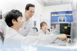 中國(guó)科學(xué)院院士、中國(guó)科學(xué)技術(shù)大學(xué)教授郭光燦： 四十余載追尋量子之光