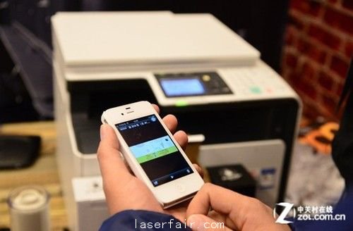 激光機遇到咖啡店 佳能主打智能商務(wù)